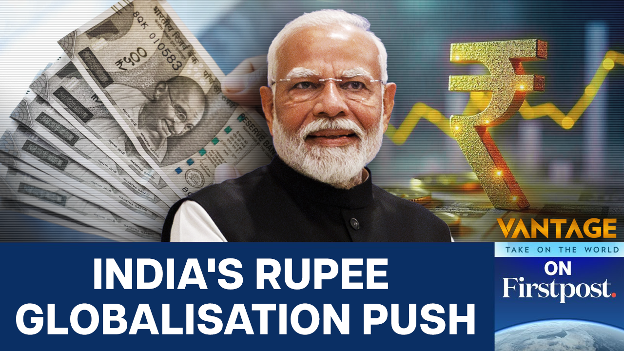 Rupee declines to record low amid RBI's globalisation drive | Vantage on Firstpost Rupee declines to record low amid RBI's globalisation drive | Vantage on Firstpost