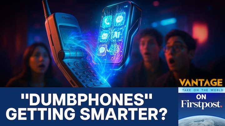Smartphones vs Dumbphones. Which is the new hot trend? | Vantage on Firstpost | N18G